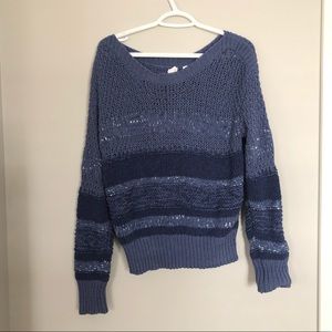 Gap sweater
